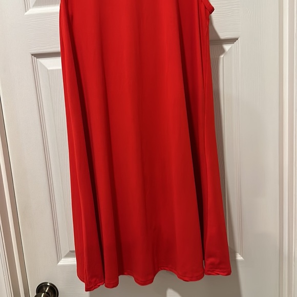 Eye Catching Questions M Dress - Picture 3 of 7